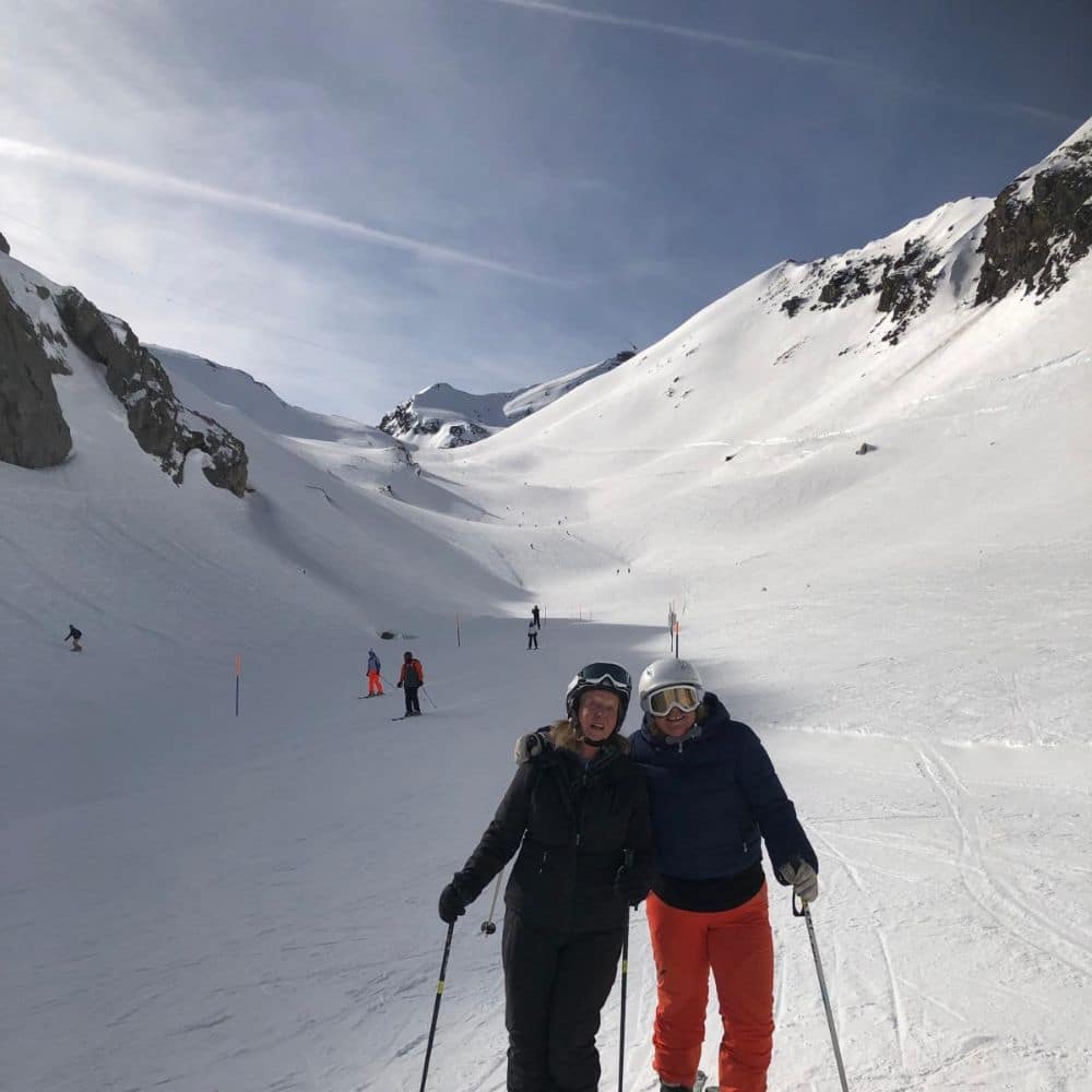 NOON founder Eleanor Mills skiing Grindelwald
