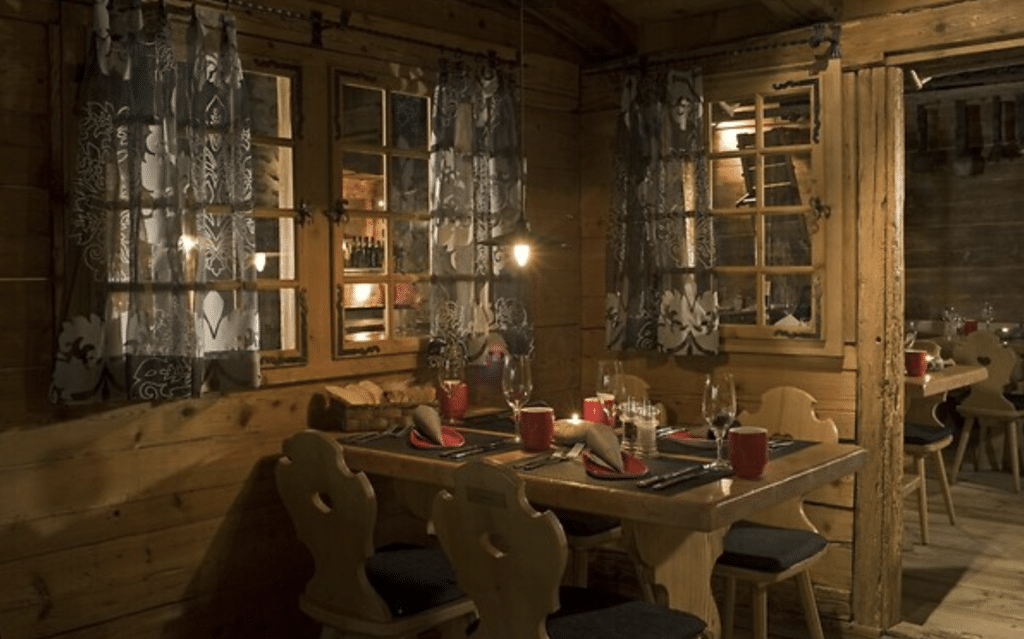 Eiger Mountain ski resort in Grindelwald rustic dining table