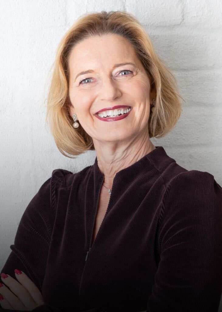 Helen Moore portrait on NOON Circle Hosts page